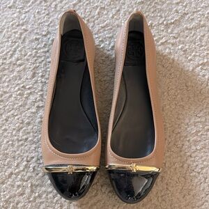 Tory Burch Black and tan leather ballet flats — Excellent condition — 8.5